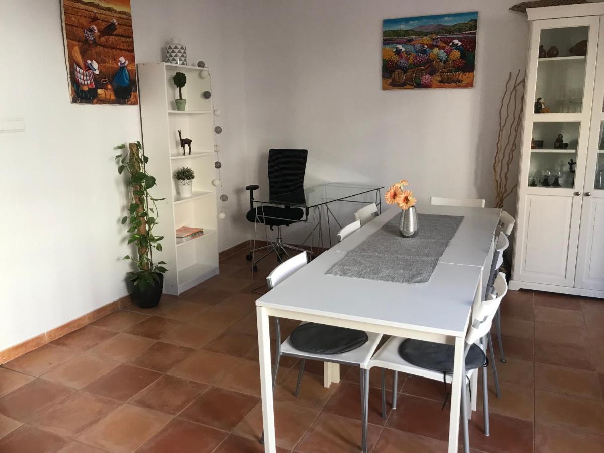 Ferienwohnung Im Zentrum Alicante Luaran gambar